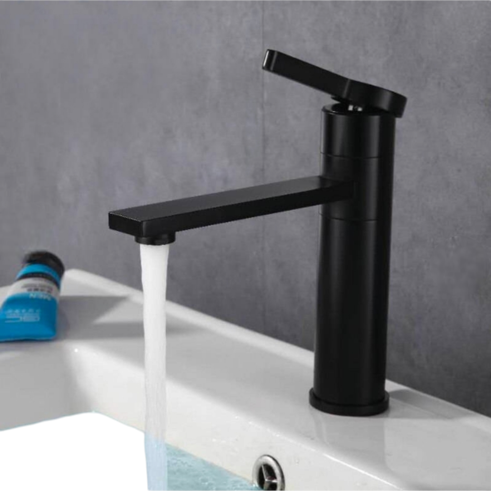 Смесител за умивалник стоящ тип, Черен 7207H